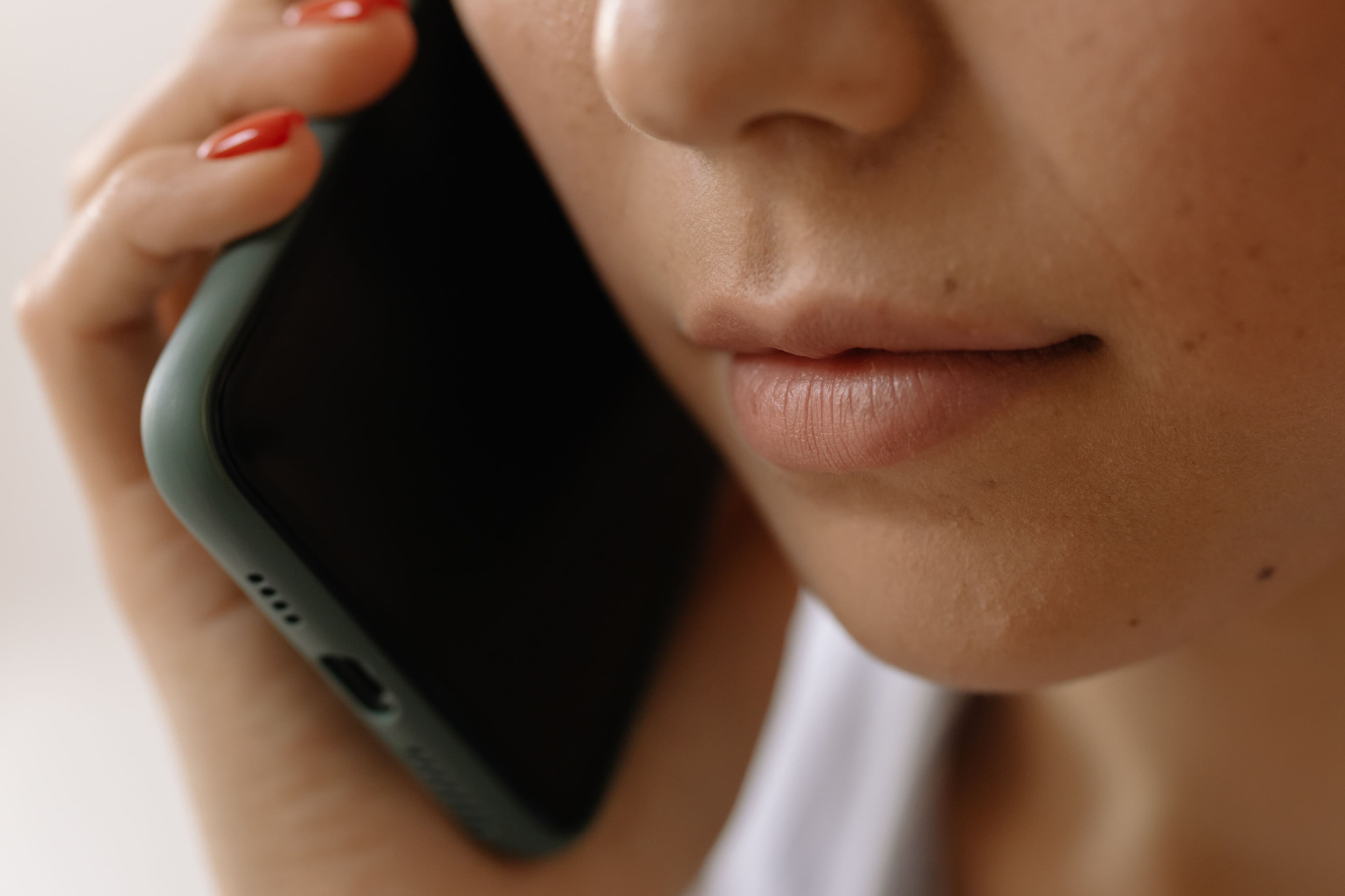 Recover Hotel Bookings from Calls Your Front Desk Cannot Answer