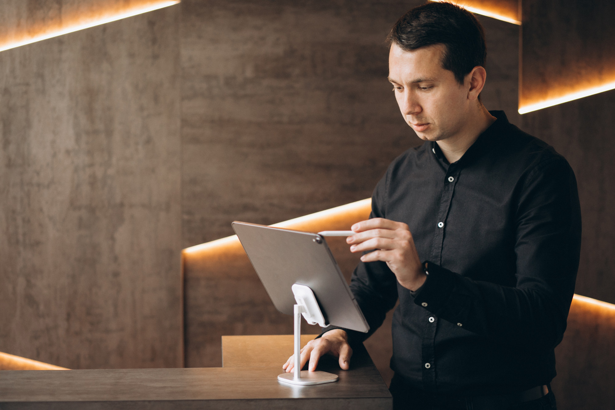 Why Your Sales Team Needs a Hospitality-Focused CRM?